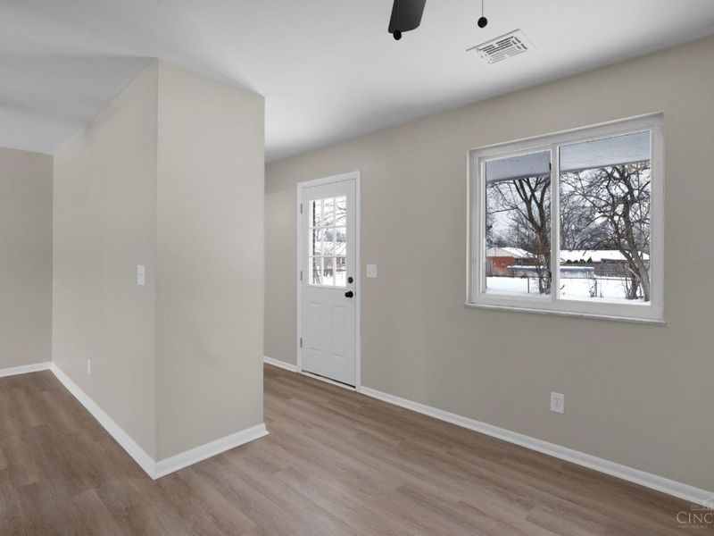 290 Nelson Lane, Cincinnati, OH 45246 Photo 16