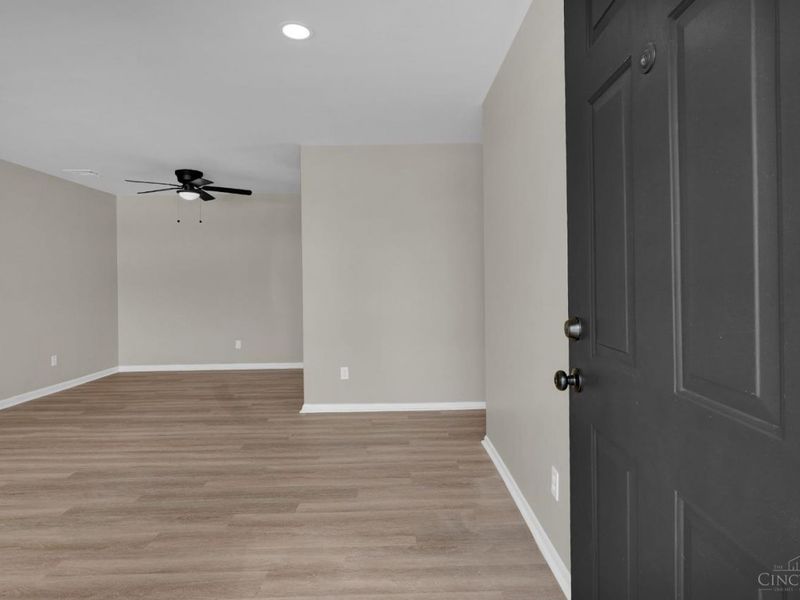 290 Nelson Lane, Cincinnati, OH 45246 Photo 7