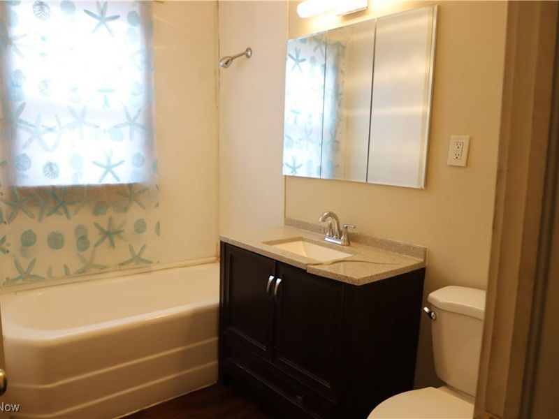 2200 E 81st Street, Cleveland, OH 44103 Photo 16