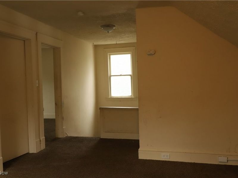 2200 E 81st Street, Cleveland, OH 44103 Photo 24