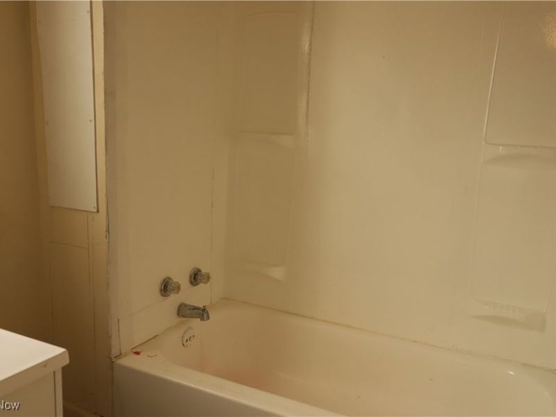 2200 E 81st Street, Cleveland, OH 44103 Photo 29