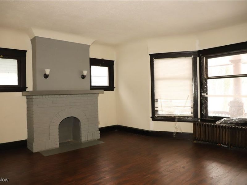 2200 E 81st Street, Cleveland, OH 44103 Photo 3