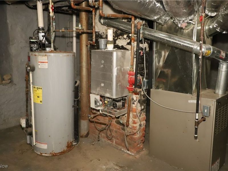 2200 E 81st Street, Cleveland, OH 44103 Photo 42