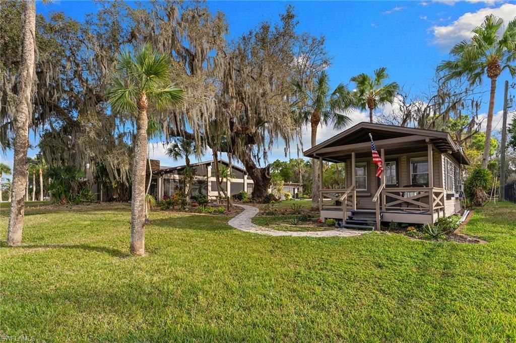 620 E Fort Thompson Ave, Labelle, FL 33935 Photo