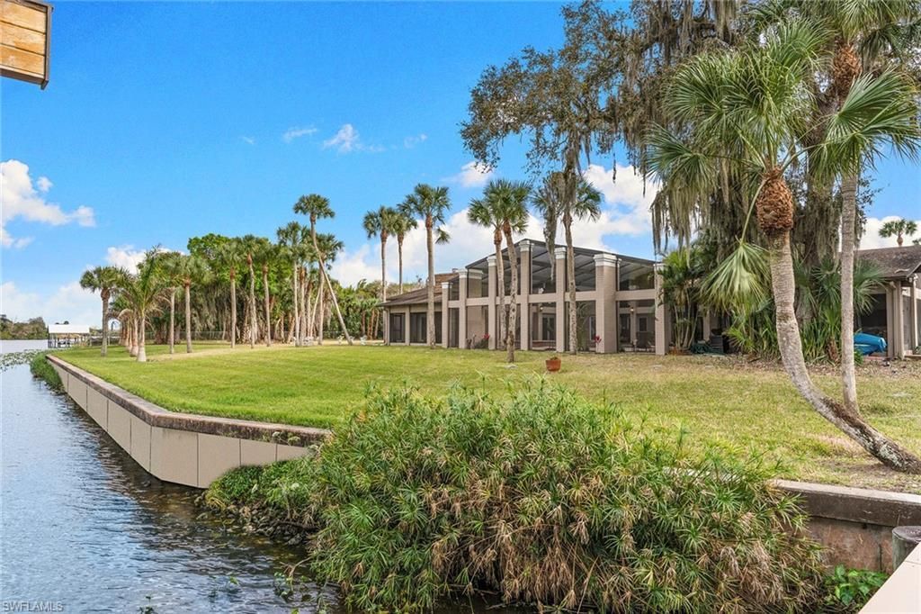 620 E Fort Thompson Ave, Labelle, FL 33935 Photo