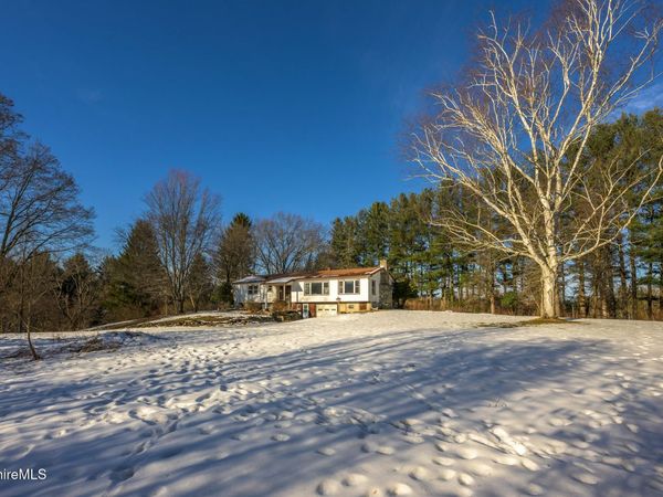 66 Anthony St, Copake, NY 12516