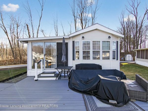 716 Bayside Lane, Coldwater, MI 49036