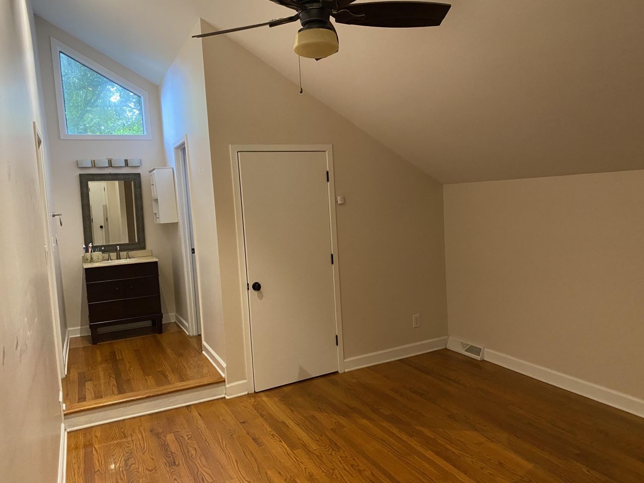 523 W Carolina Avenue Photo 22