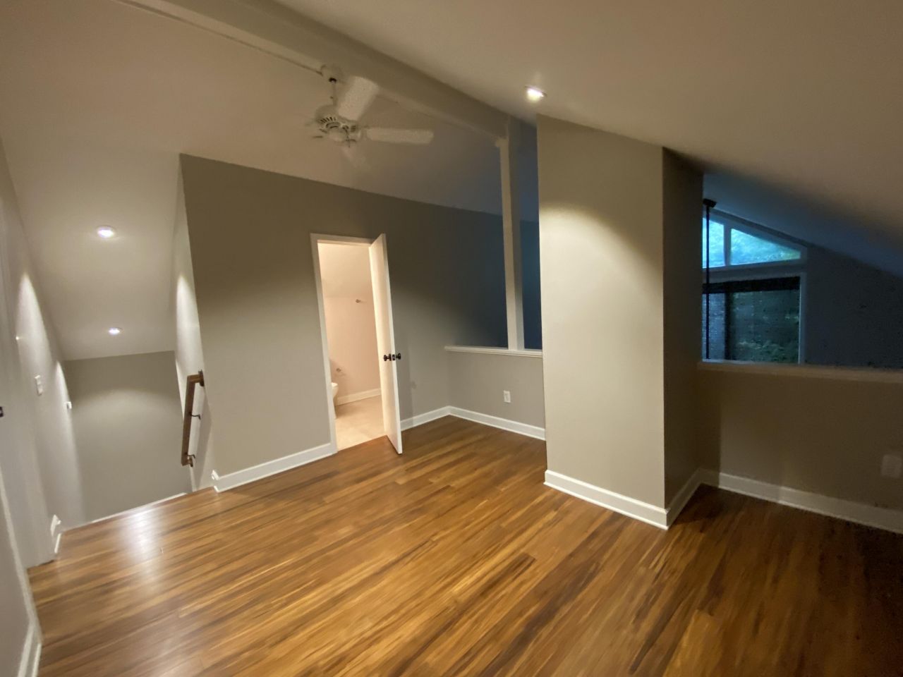 523 W Carolina Avenue Photo 26