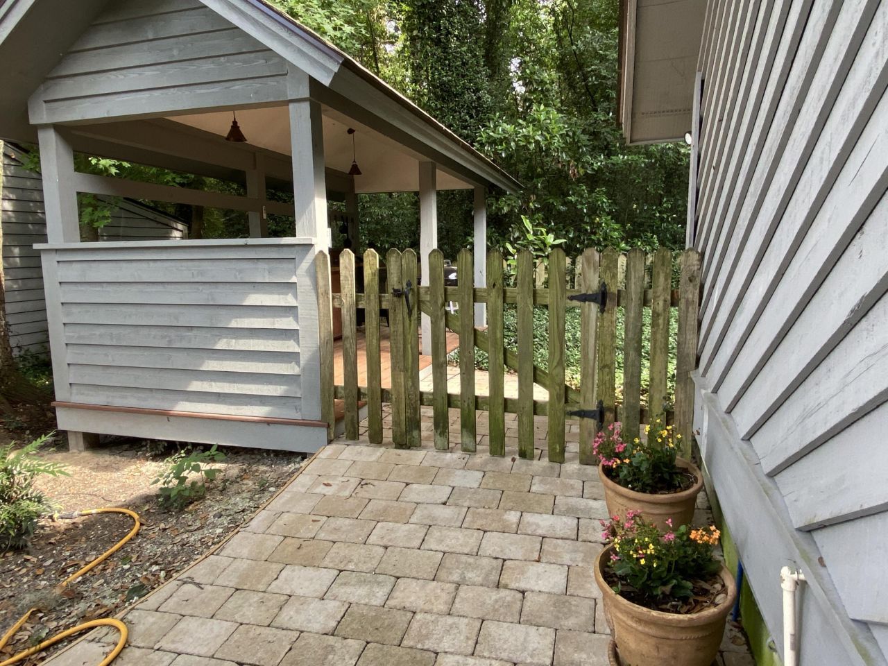 523 W Carolina Avenue Photo 9