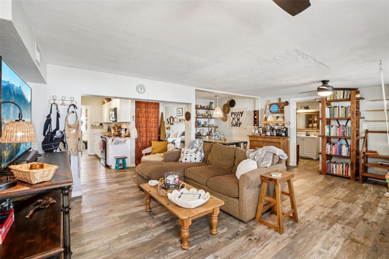 2818 11th Avenue W, Bradenton, FL 34205 Photo