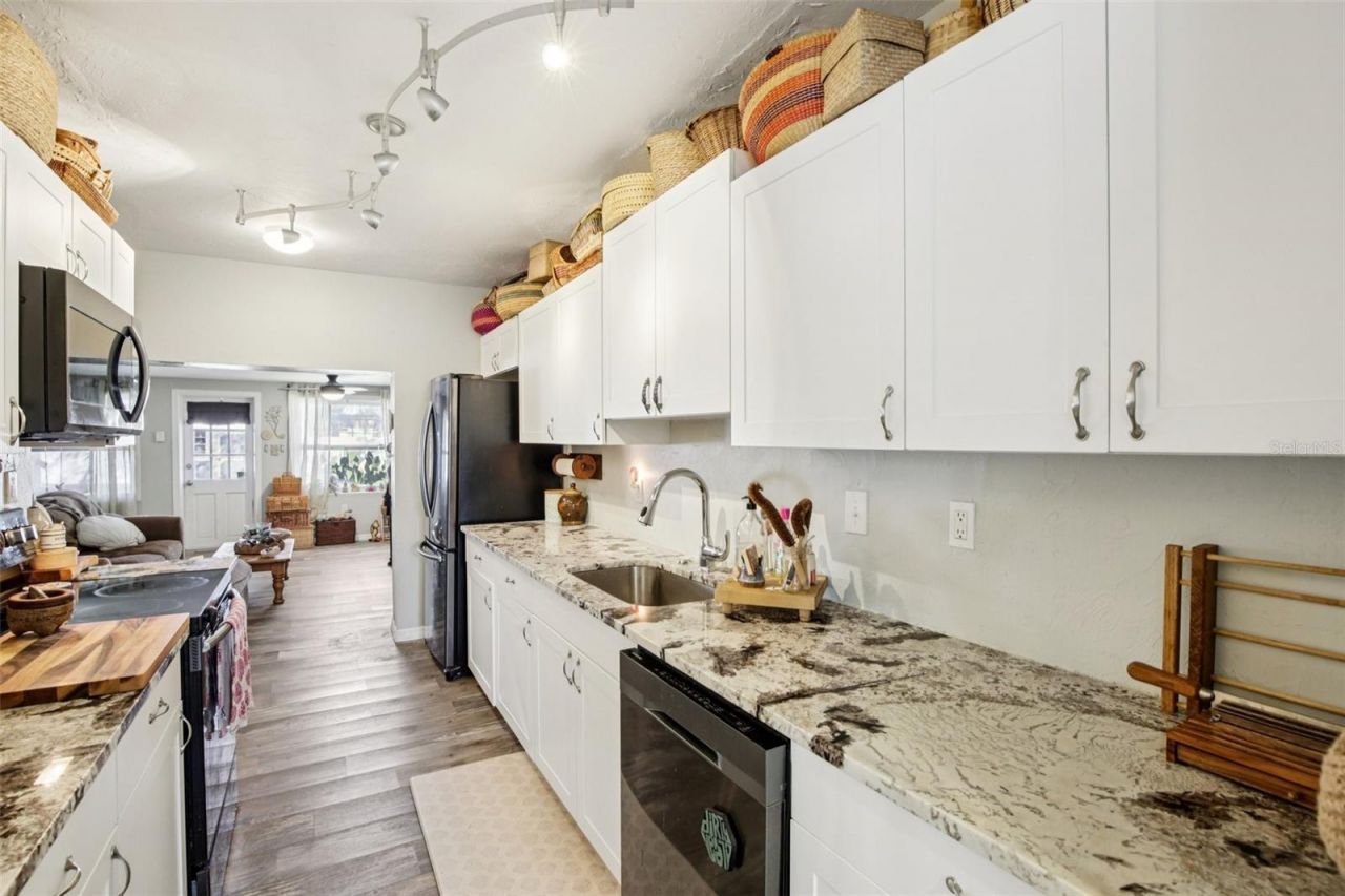 2818 11th Avenue W, Bradenton, FL 34205 Photo