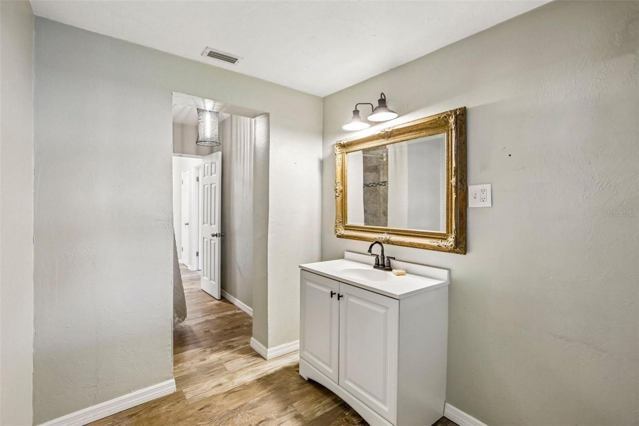 2818 11th Avenue W, Bradenton, FL 34205 Photo