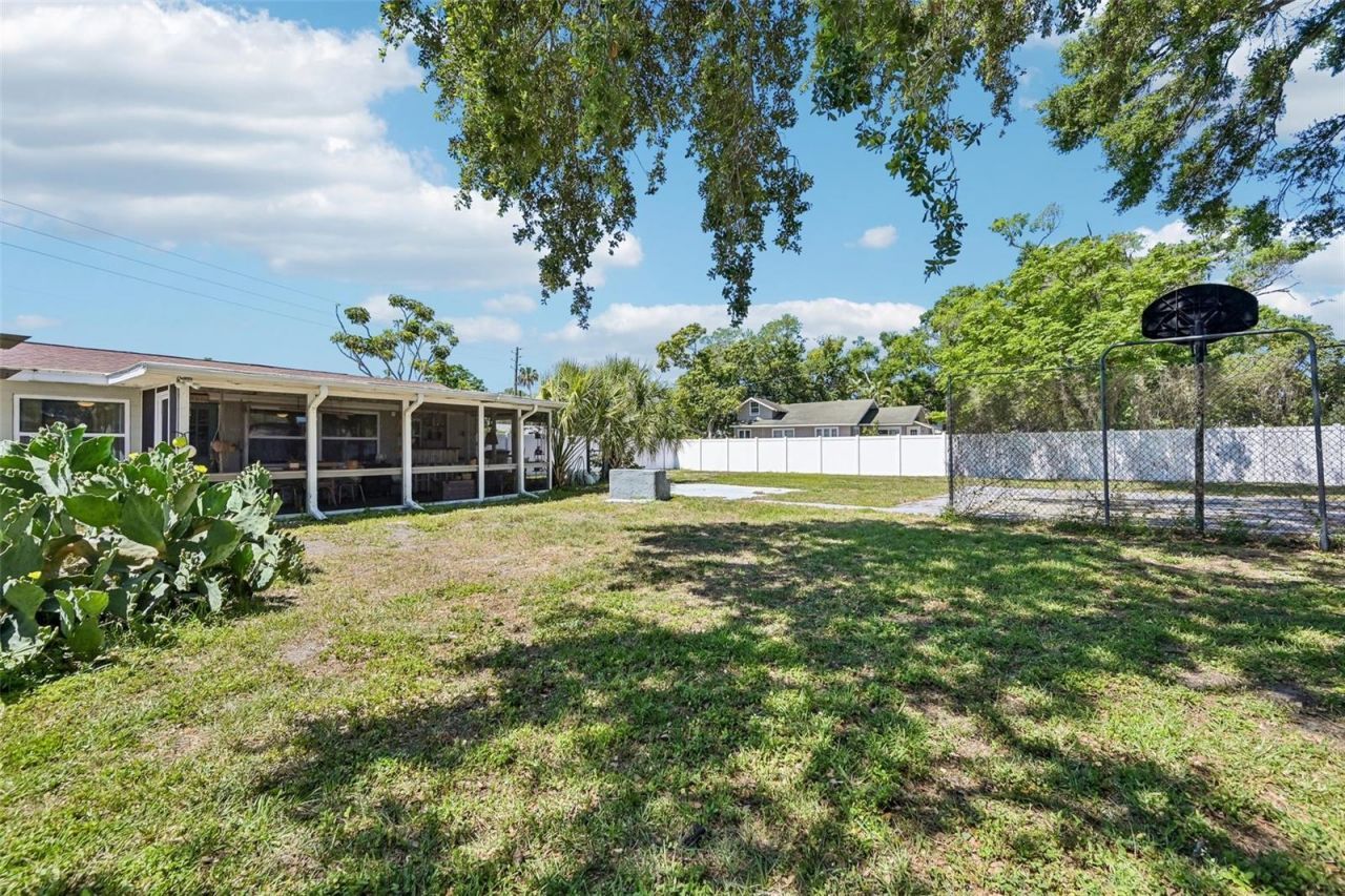 2818 11th Avenue W, Bradenton, FL 34205 Photo