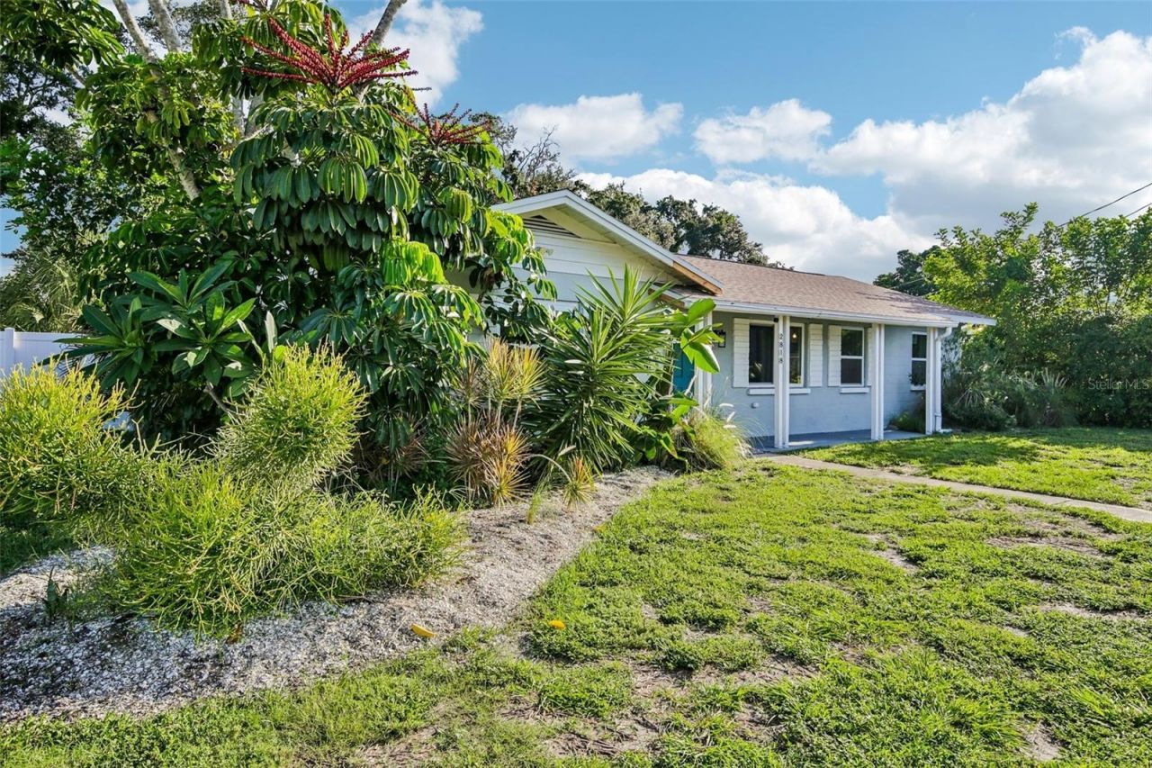 2818 11th Avenue W, Bradenton, FL 34205 Photo