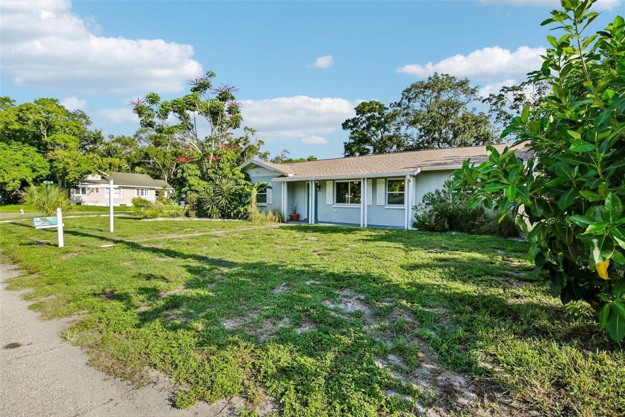 2818 11th Avenue W, Bradenton, FL 34205 Photo
