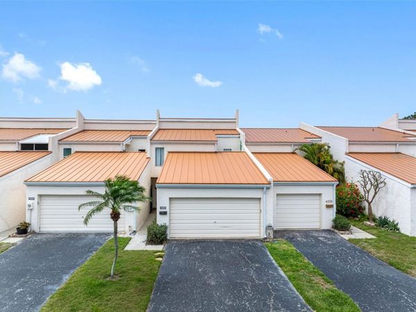 4306 SUNRAY COURT, TAMPA, FL 33615