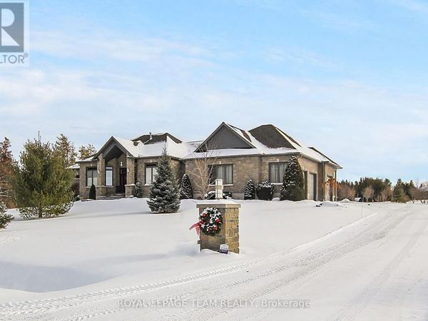 217 Shamus Way, Ottawa, ON K0A1L0