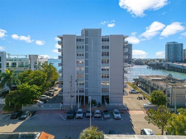 2016 Bay Dr, Unit 203, Miami Beach, FL 33141