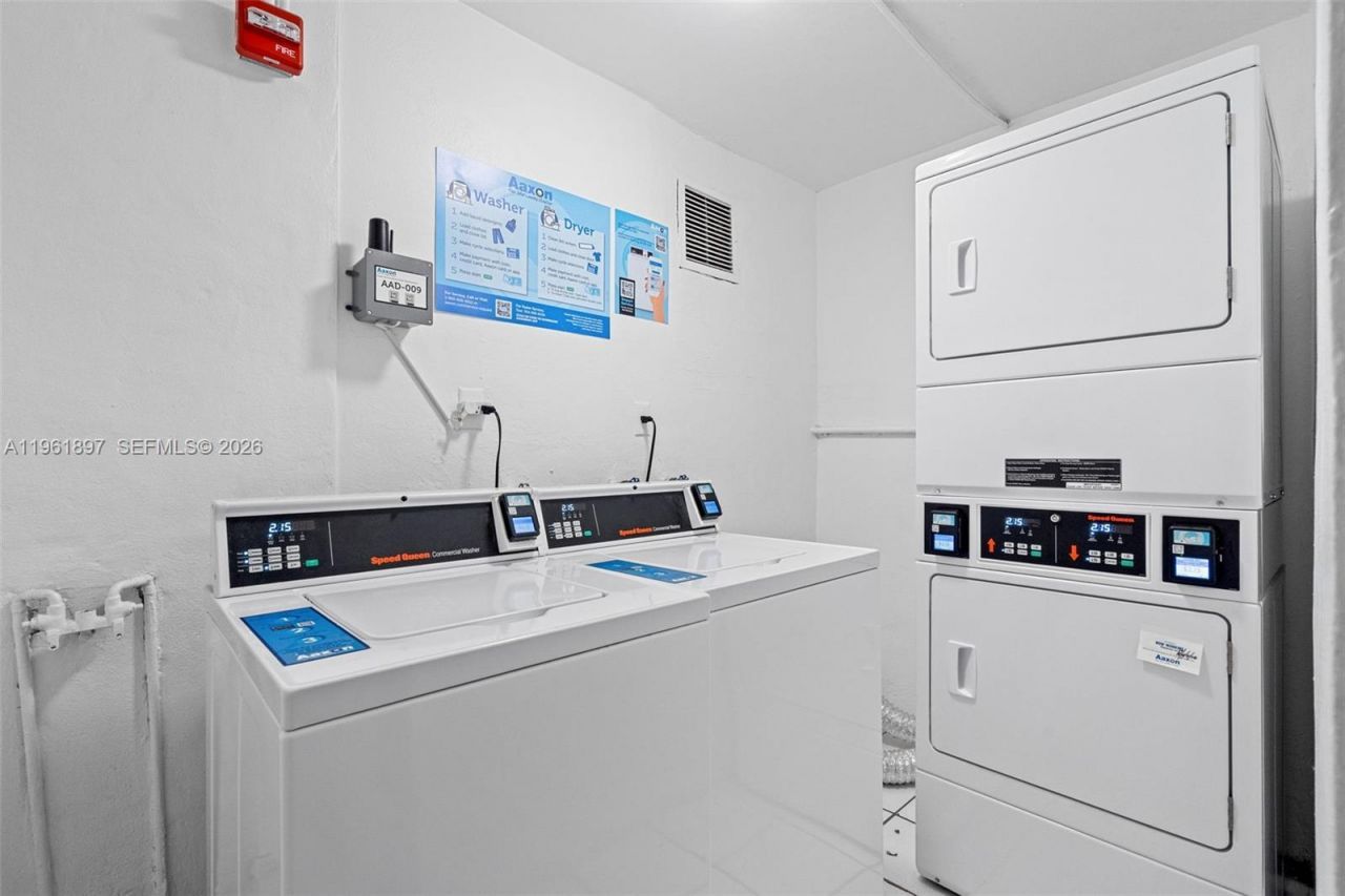 2016 Bay Dr, Unit 203, Miami Beach, FL 33141 Photo