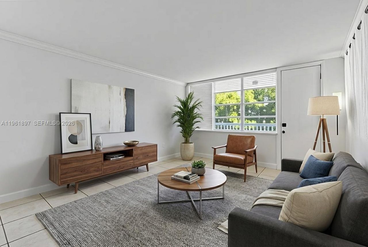 2016 Bay Dr, Unit 203, Miami Beach, FL 33141 Photo