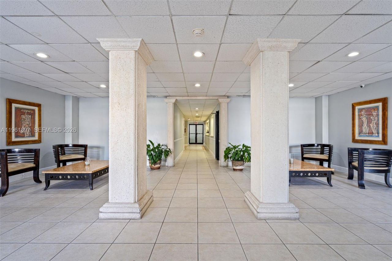 2016 Bay Dr, Unit 203, Miami Beach, FL 33141 Photo