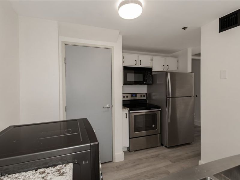 1133 W 9th Street, Unit 120, Cleveland, OH 44113 Photo 10