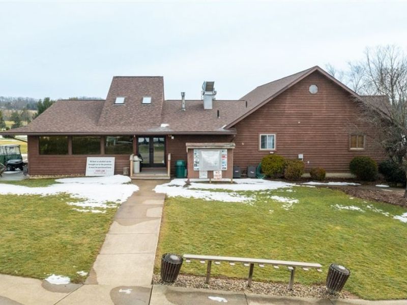 1130 Meadowbrook Lane NE, Carrollton, OH 44615 Photo 2