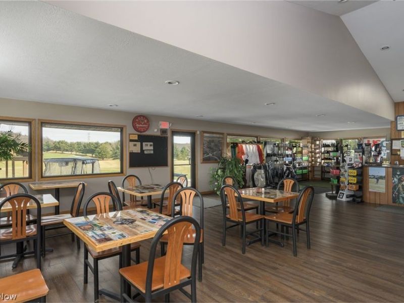 1130 Meadowbrook Lane NE, Carrollton, OH 44615 Photo 6