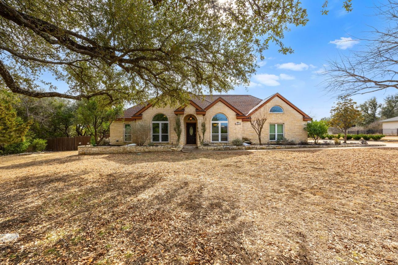 1011 Fountainwood Dr, Georgetown, TX 78633 Main Photo