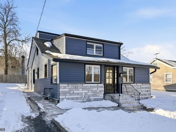 47 Nokomis Ave, Parsippany-Troy Hills, NJ 07034