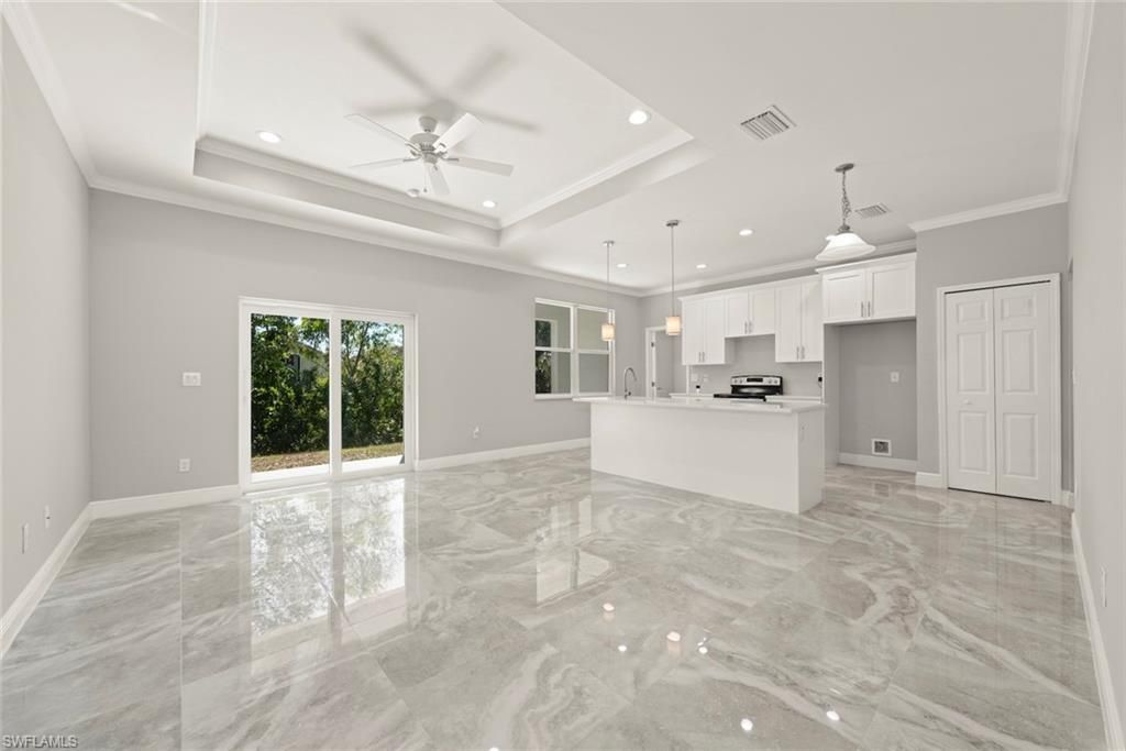 897 Iris Dr, North Fort Myers, FL 33903 Photo