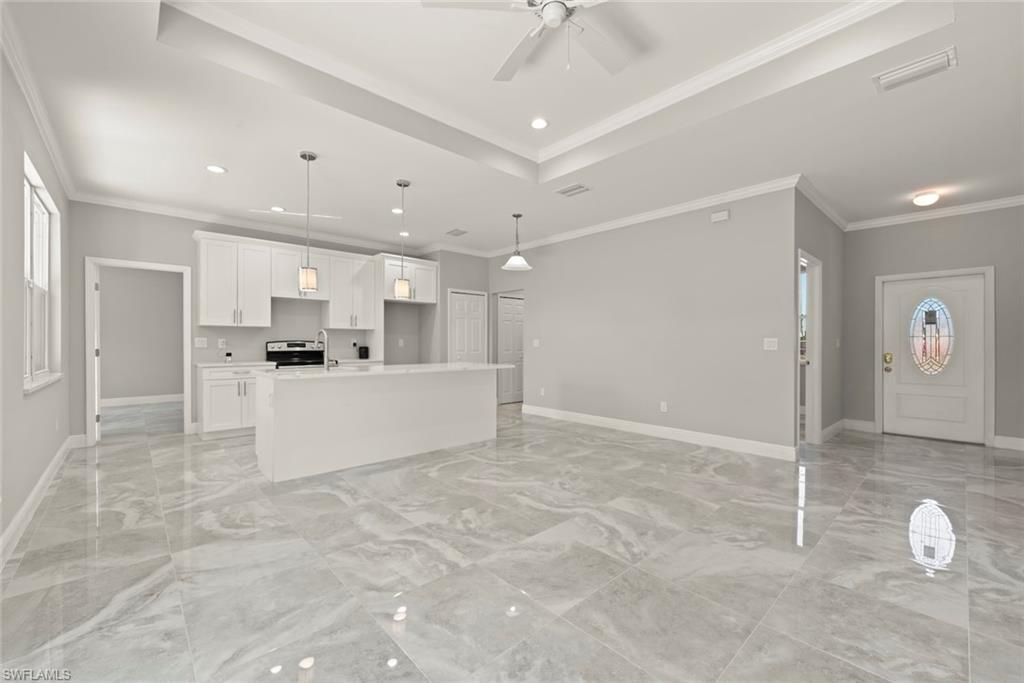 897 Iris Dr, North Fort Myers, FL 33903 Photo