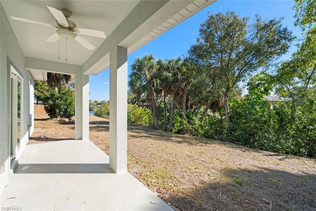 897 Iris Dr, North Fort Myers, FL 33903 Photo