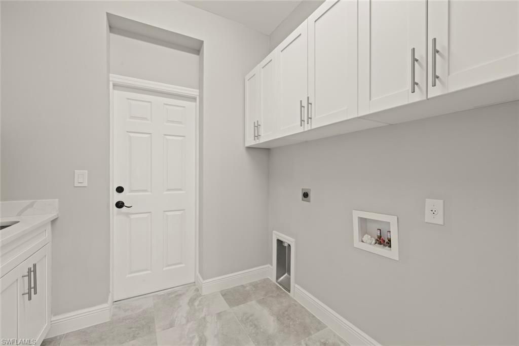 897 Iris Dr, North Fort Myers, FL 33903 Photo