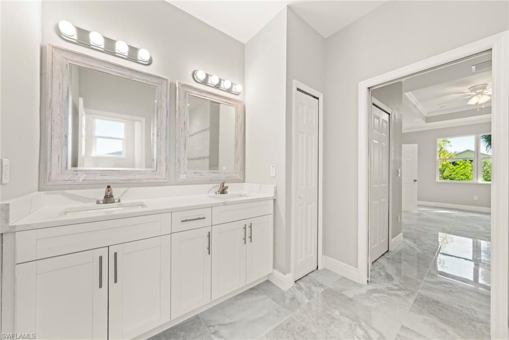 897 Iris Dr, North Fort Myers, FL 33903 Photo