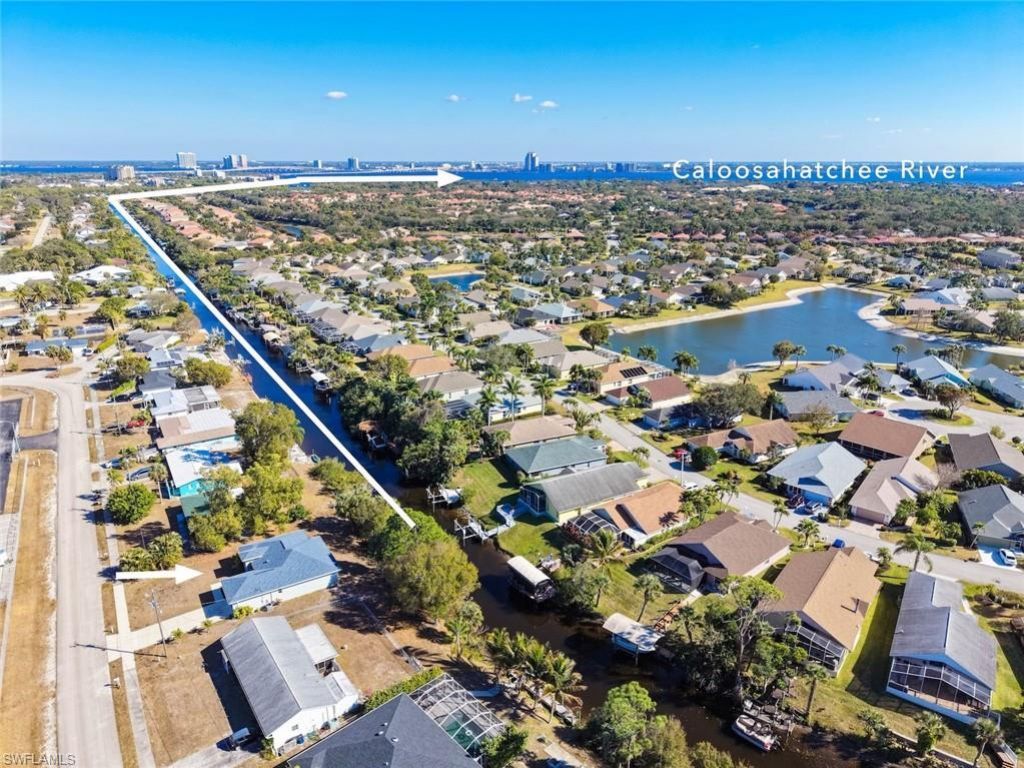 897 Iris Dr, North Fort Myers, FL 33903 Photo