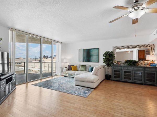 1819 SE 17th Street, Unit 901, Fort Lauderdale, FL 33316