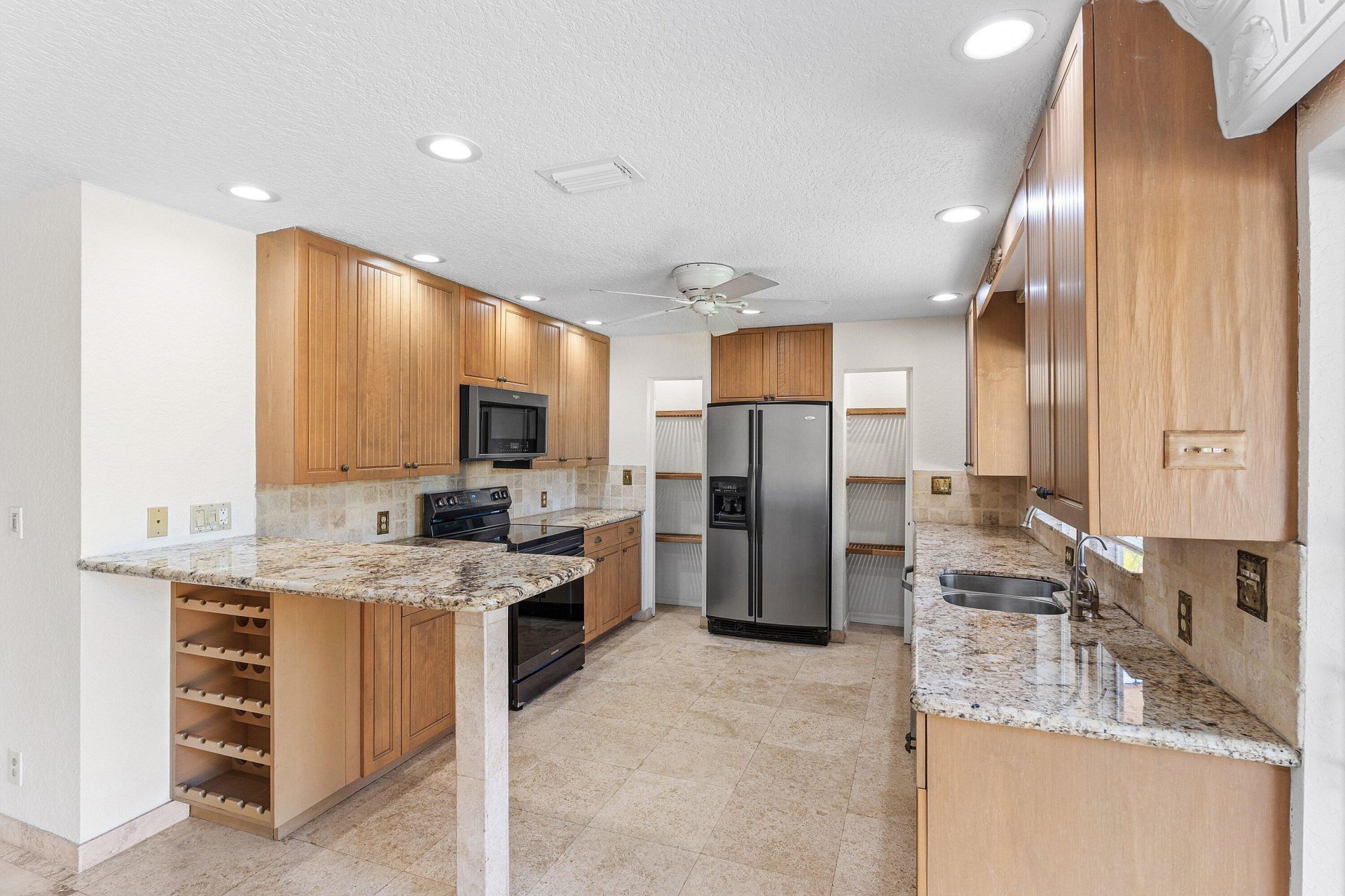 451 NE 25th Terrace, Boca Raton, FL 33431 Photo