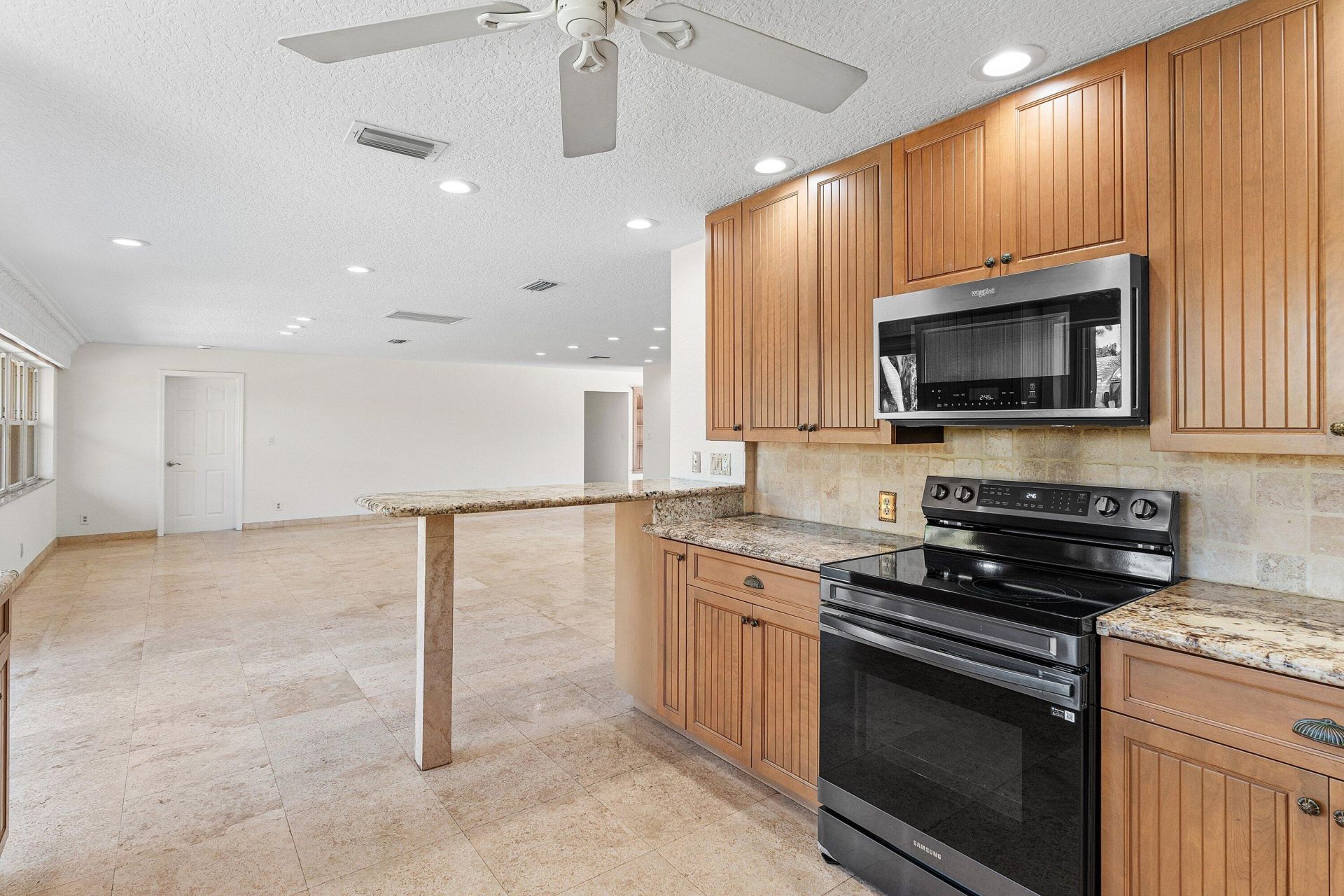 451 NE 25th Terrace, Boca Raton, FL 33431 Photo