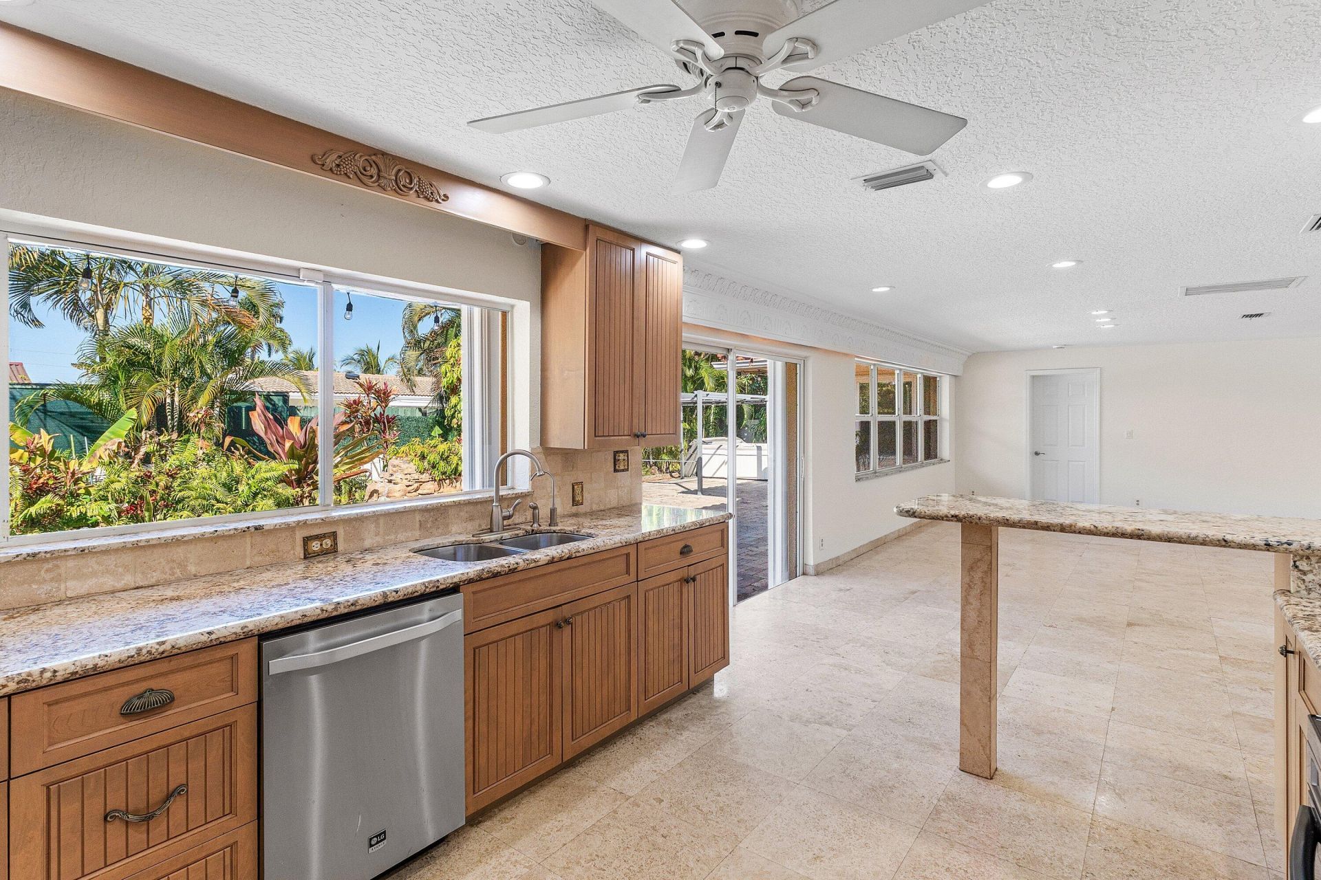 451 NE 25th Terrace, Boca Raton, FL 33431 Photo