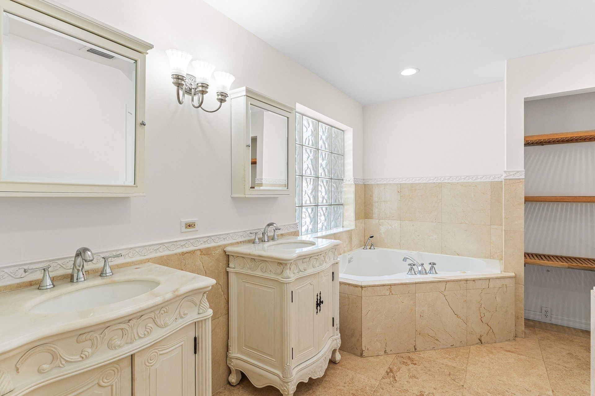 451 NE 25th Terrace, Boca Raton, FL 33431 Photo