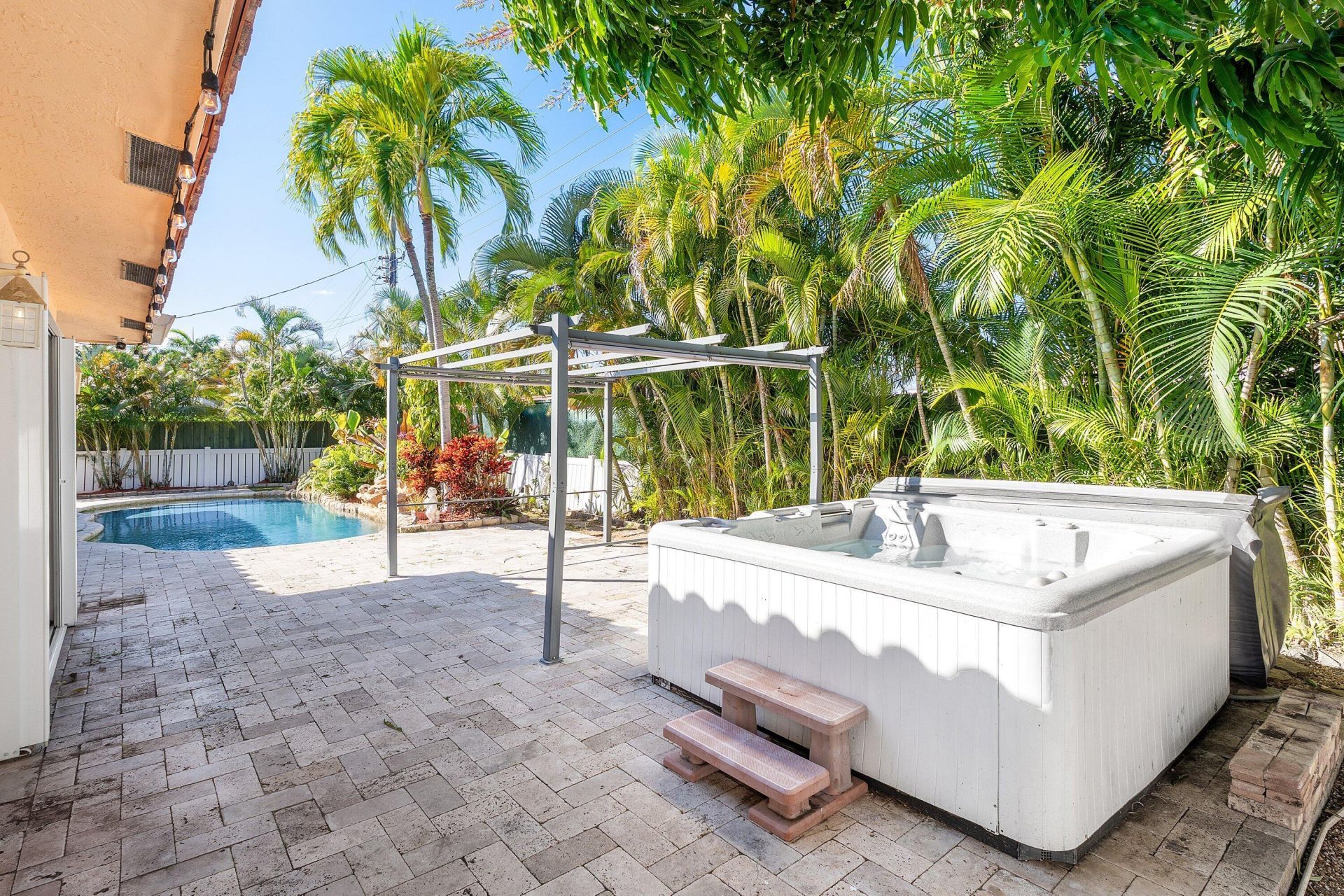 451 NE 25th Terrace, Boca Raton, FL 33431 Photo