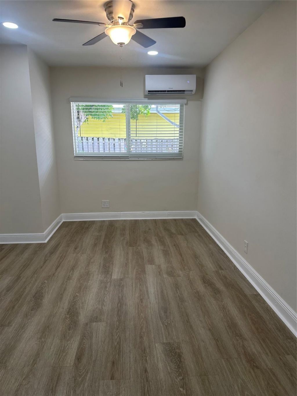 Please Call For Address, Fort Lauderdale, FL 33316 Photo