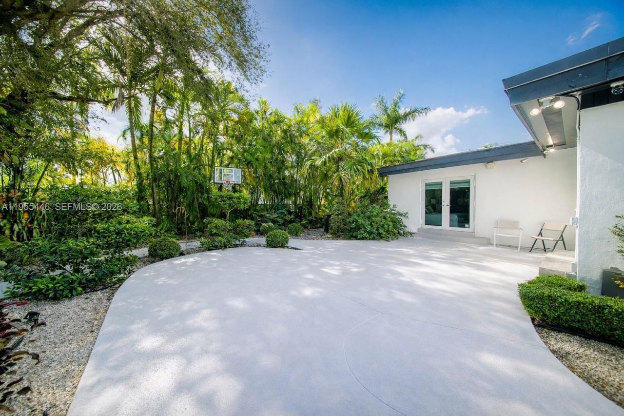 241 SW 129th Ave, Miami, FL 33184 Photo