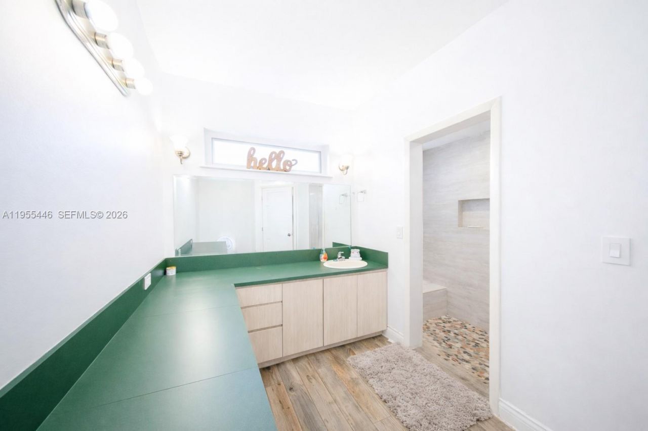 241 SW 129th Ave, Miami, FL 33184 Photo