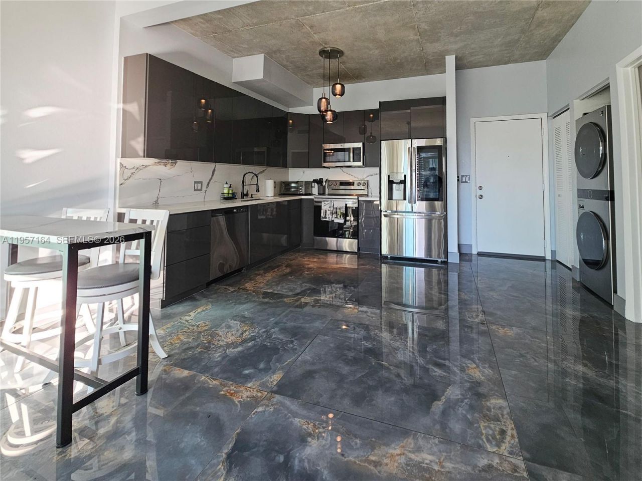 234 NE 3rd St, Unit 1003, Miami, FL 33132 Photo