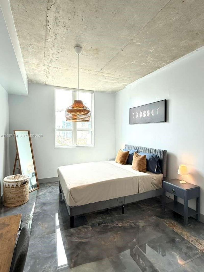 234 NE 3rd St, Unit 1003, Miami, FL 33132 Photo