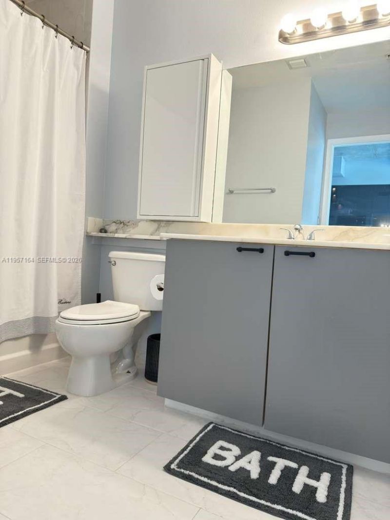 234 NE 3rd St, Unit 1003, Miami, FL 33132 Photo