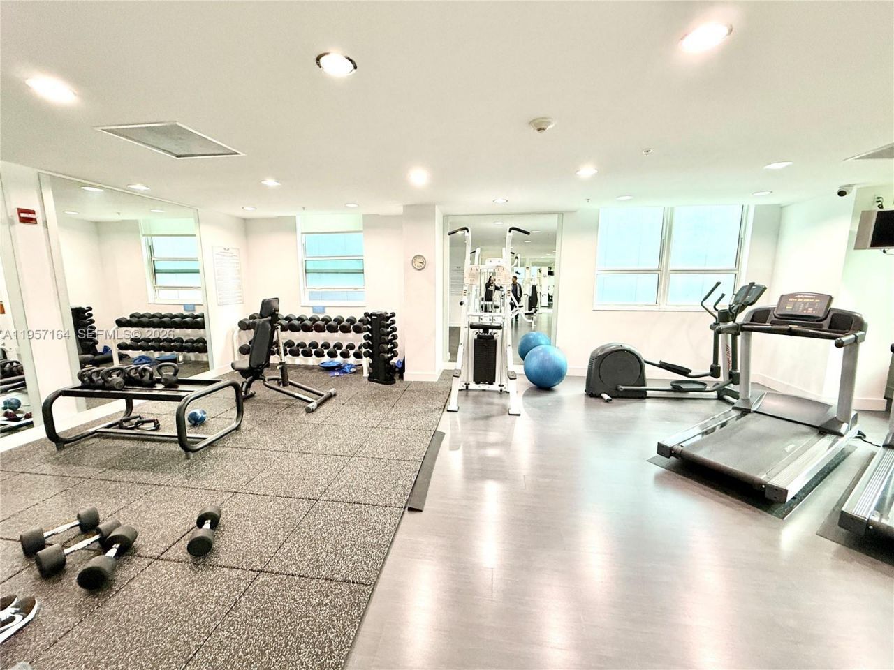 234 NE 3rd St, Unit 1003, Miami, FL 33132 Photo